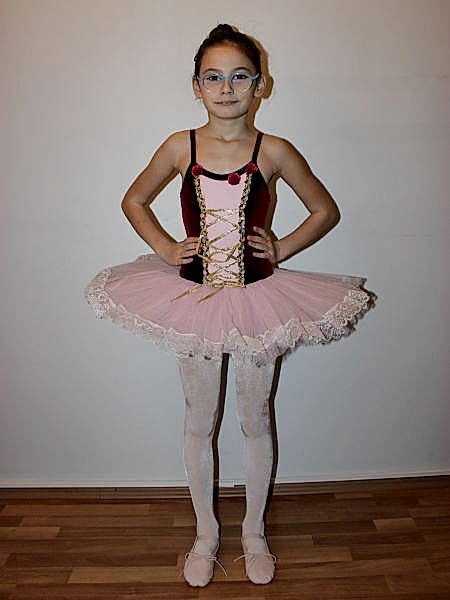 AYCE KOSTÜM - İP ASKILI KADİFE PRENSES TÜTÜ - T22