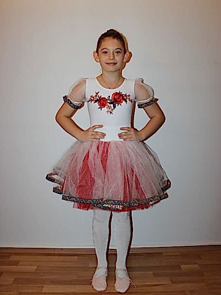 AYCE KOSTÜM - ÇİÇEK İŞLEMELİ TÜTÜ - T50